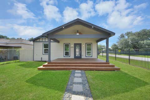 Photo of 1102 Gazin Street, Houston, TX 77020 (MLS # 80135910)