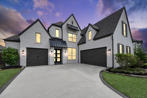 Photo of 7410 Blue Finch Lane, Katy, TX 77493 (MLS # 98915248)