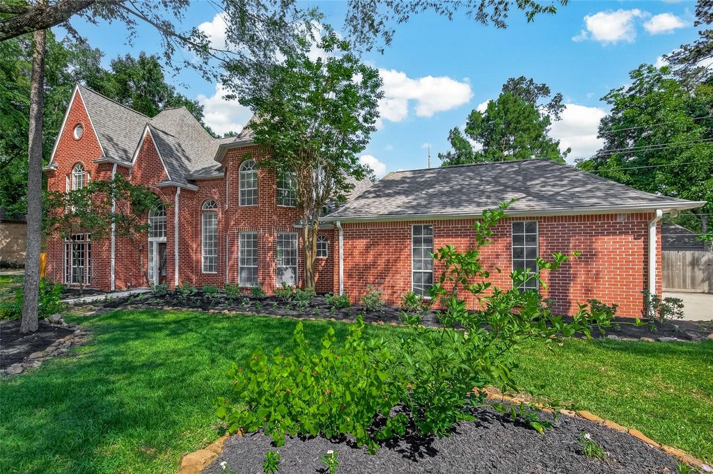 Photo of 6131 Hampton Way Court Ct, Spring, TX 77389 (MLS # 69292590)