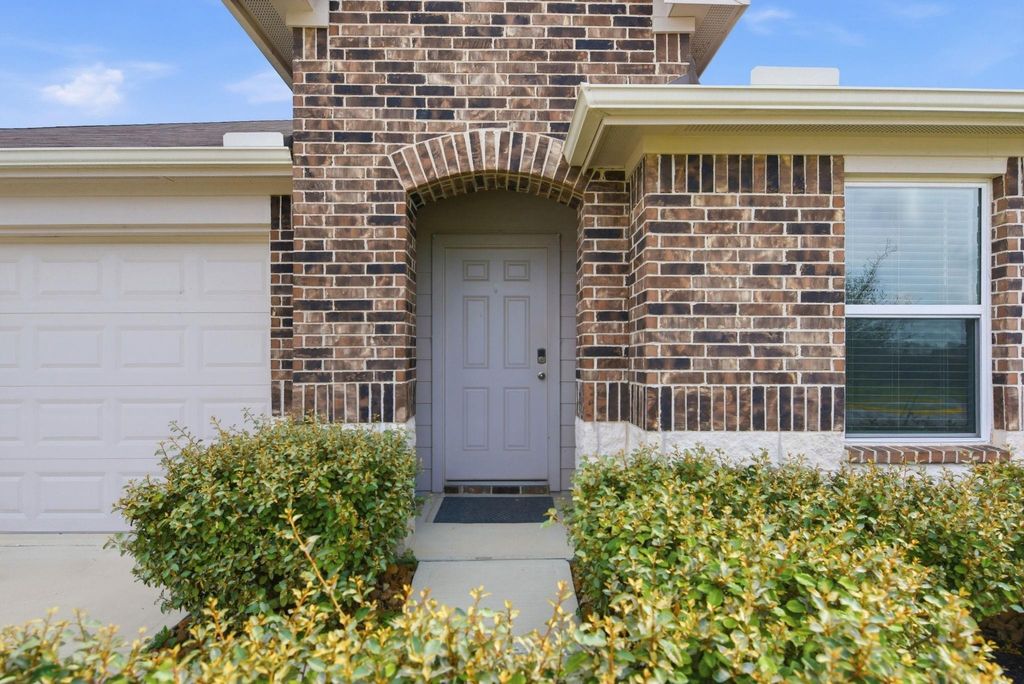 Photo of 14335 Rain Dr Dr, New Caney, TX 77357 (MLS # 76450070)