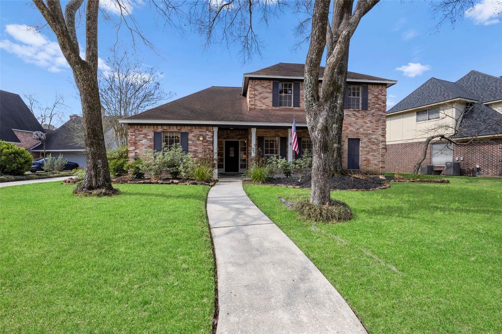 Photo of 2723 Cedarville Drive, Houston, TX 77345 (MLS # 26509926)