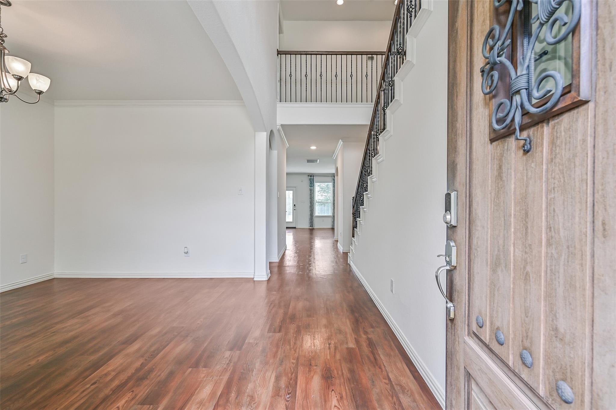 4511 Apple Point Lane