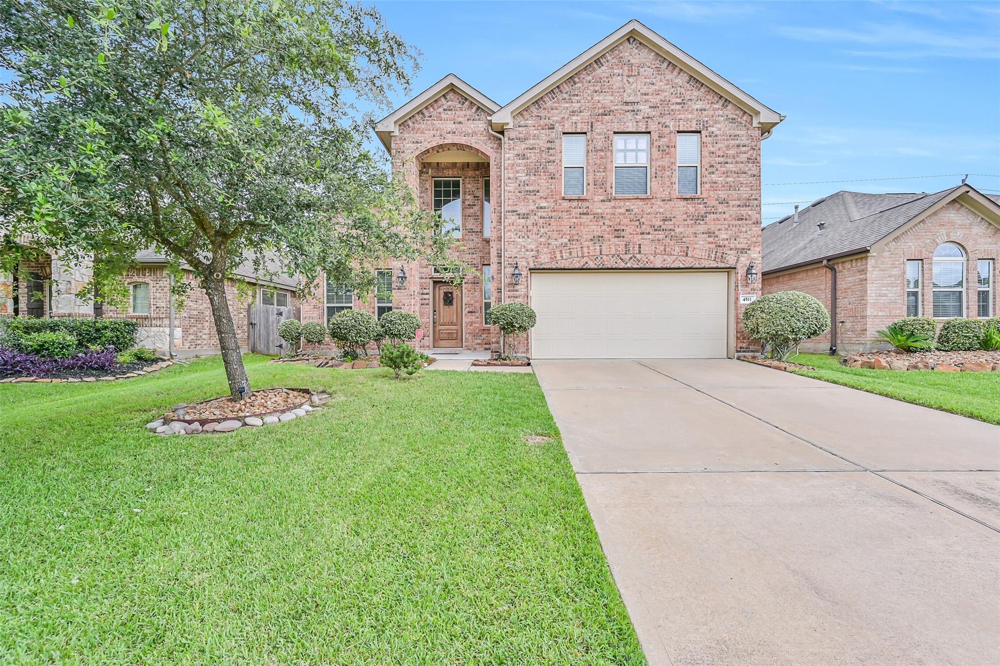 4511 Apple Point Lane