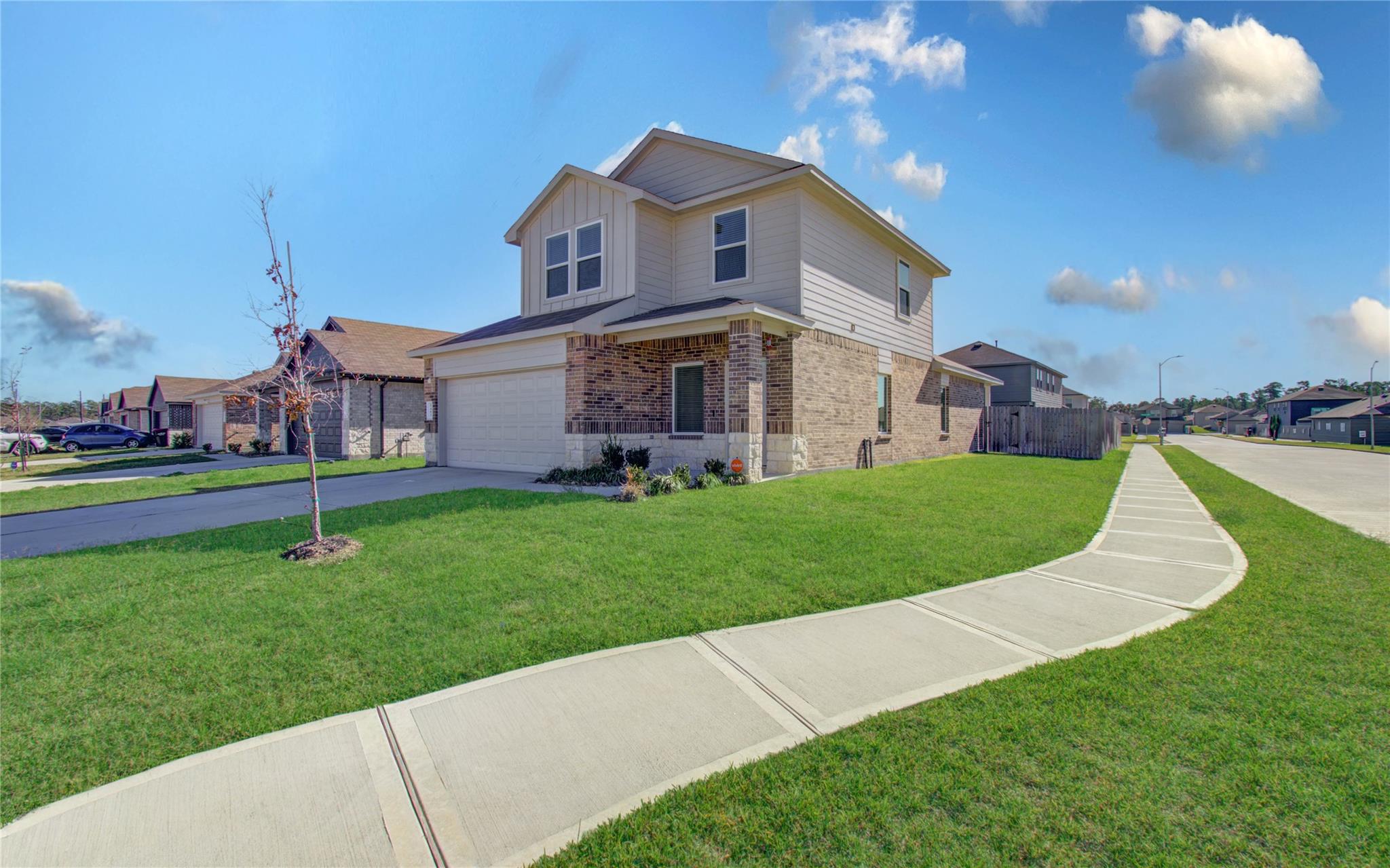 5402 Creekstone Rise Lane