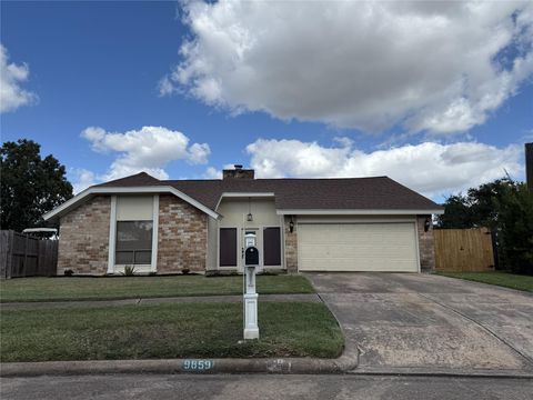 Photo of 9859 Sagecastle Lane, Houston, TX 77089 (MLS # 7349243)
