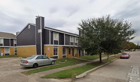 Photo of 12610 Ashford Meadow Drive #4, Houston, TX 77082 (MLS # 863776)