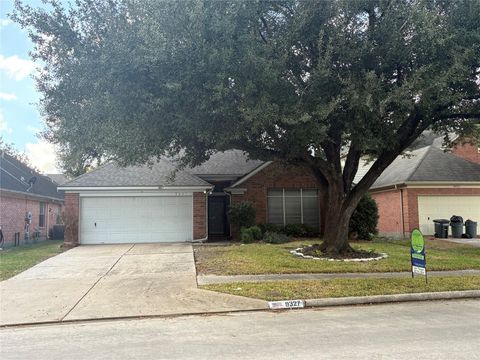Photo of 9327 Cabin Creek Drive, Houston, TX 77064 (MLS # 31606597)