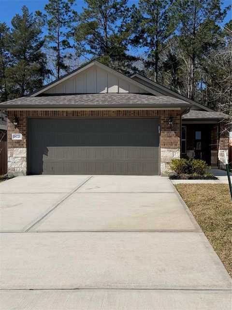 Photo of 18721 Timber Glen Dr Dr, Montgomery, TX 77316 (MLS # 71675807)