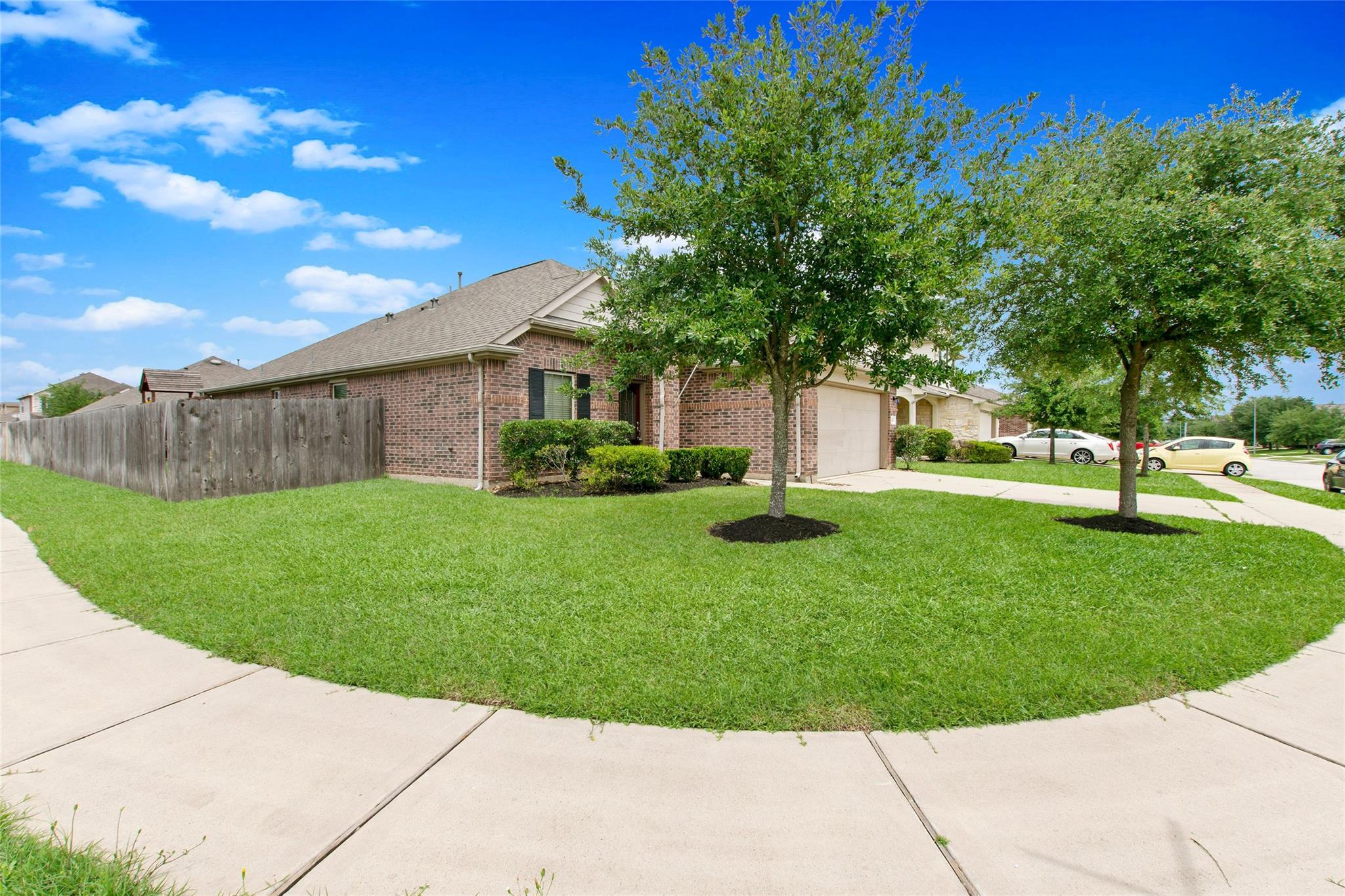 8746 Sunny Gallop Drive