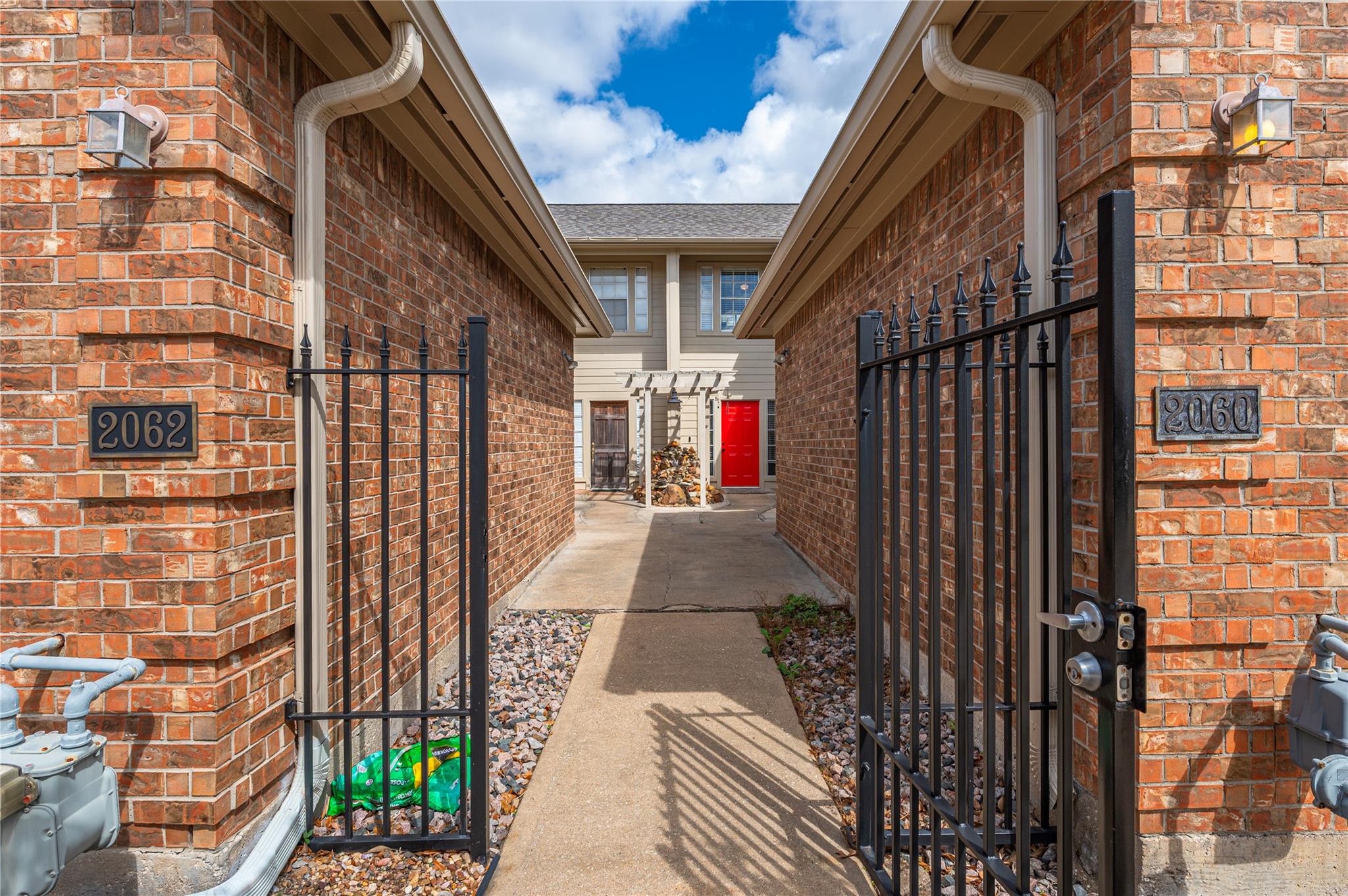 2060 Glencove Drive