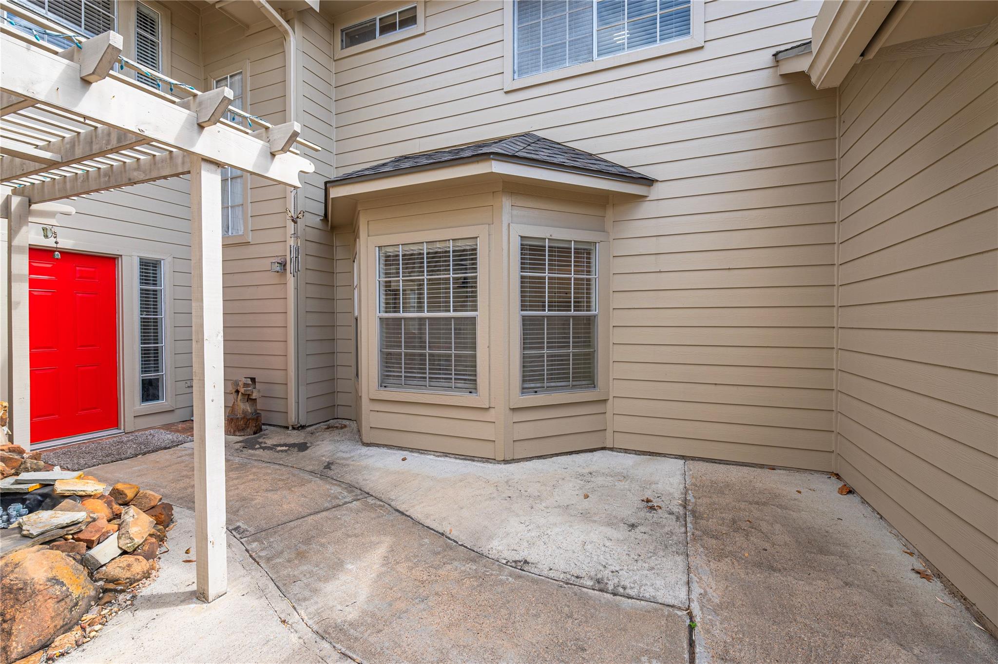 2060 Glencove Drive