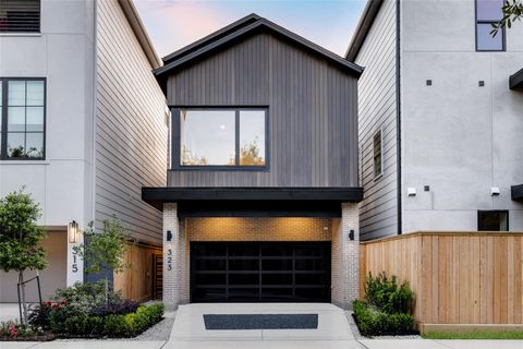 Photo of 323 Malone Street, Houston, TX 77007 (MLS # 55356200)