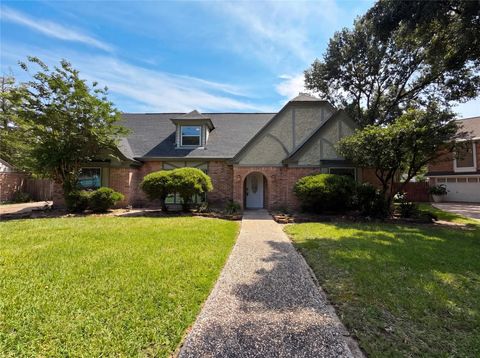 Photo of 17406 Ridge Top Drive, Houston, TX 77090 (MLS # 5159060)