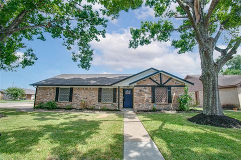 Photo of 3919 Paulette Drive, Pasadena, TX 77504 (MLS # 43835651) Photo of 3919 Paulette Drive, Pasadena, TX 77504 (MLS # 43835651)