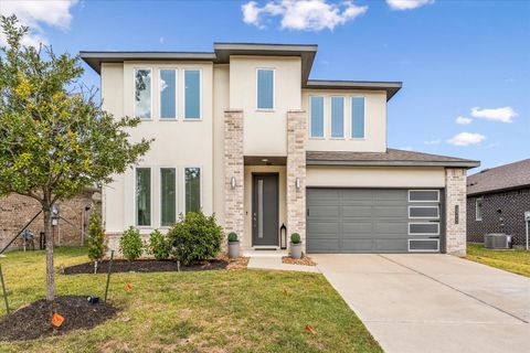 Photo of 10212 Prairie Creek Ln Ln, Conroe, TX 77384 (MLS # 75072292)