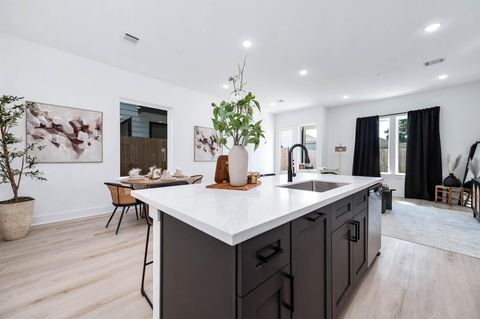 Tiny photo for 5803 Hardy Street, Houston, TX 77009 (MLS # 69880459)