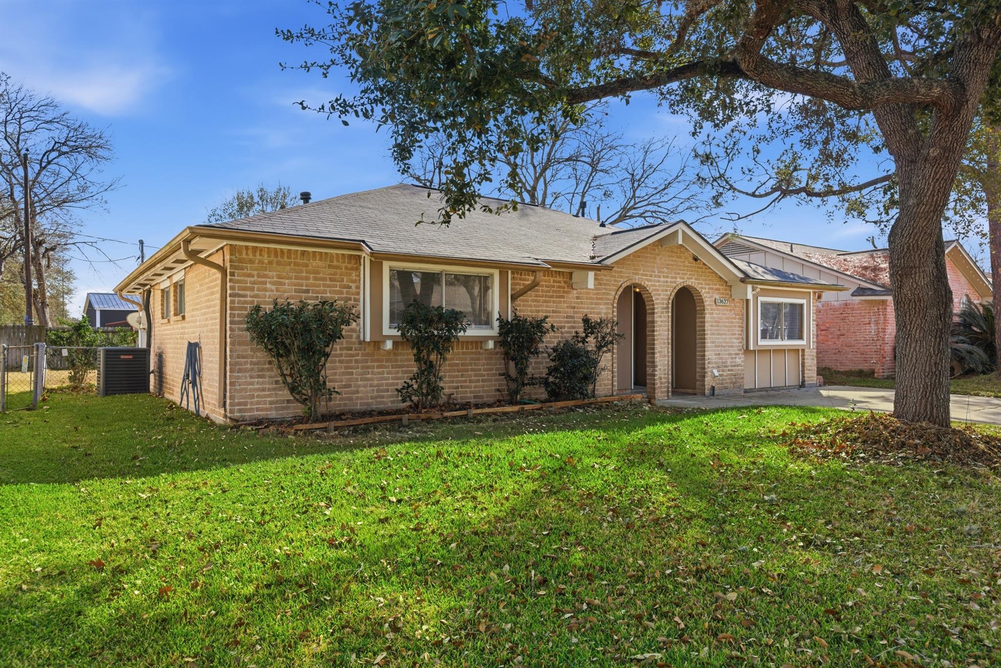 13627 Greenway Drive