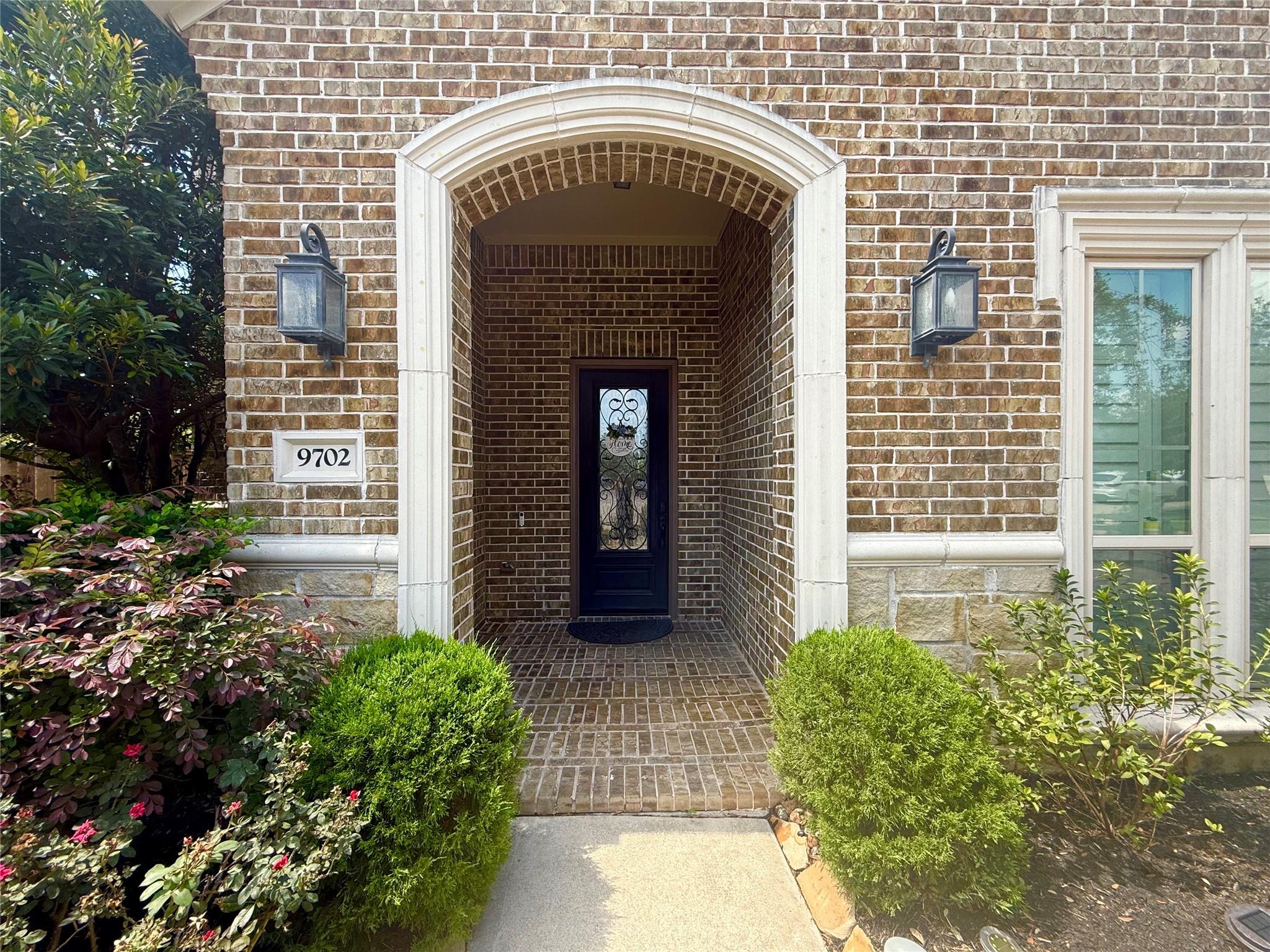 9702 Caldwell Way