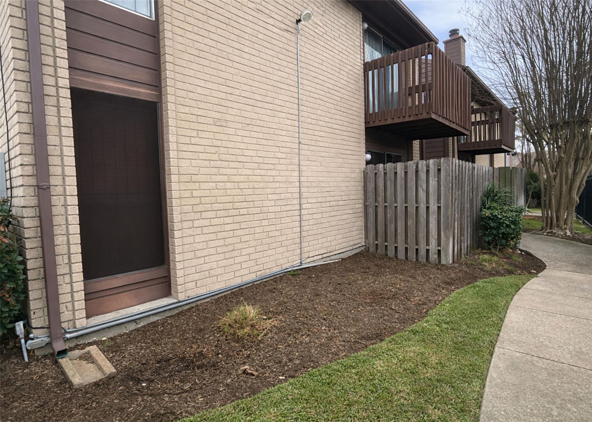 12905 Woodforest Boulevard 305