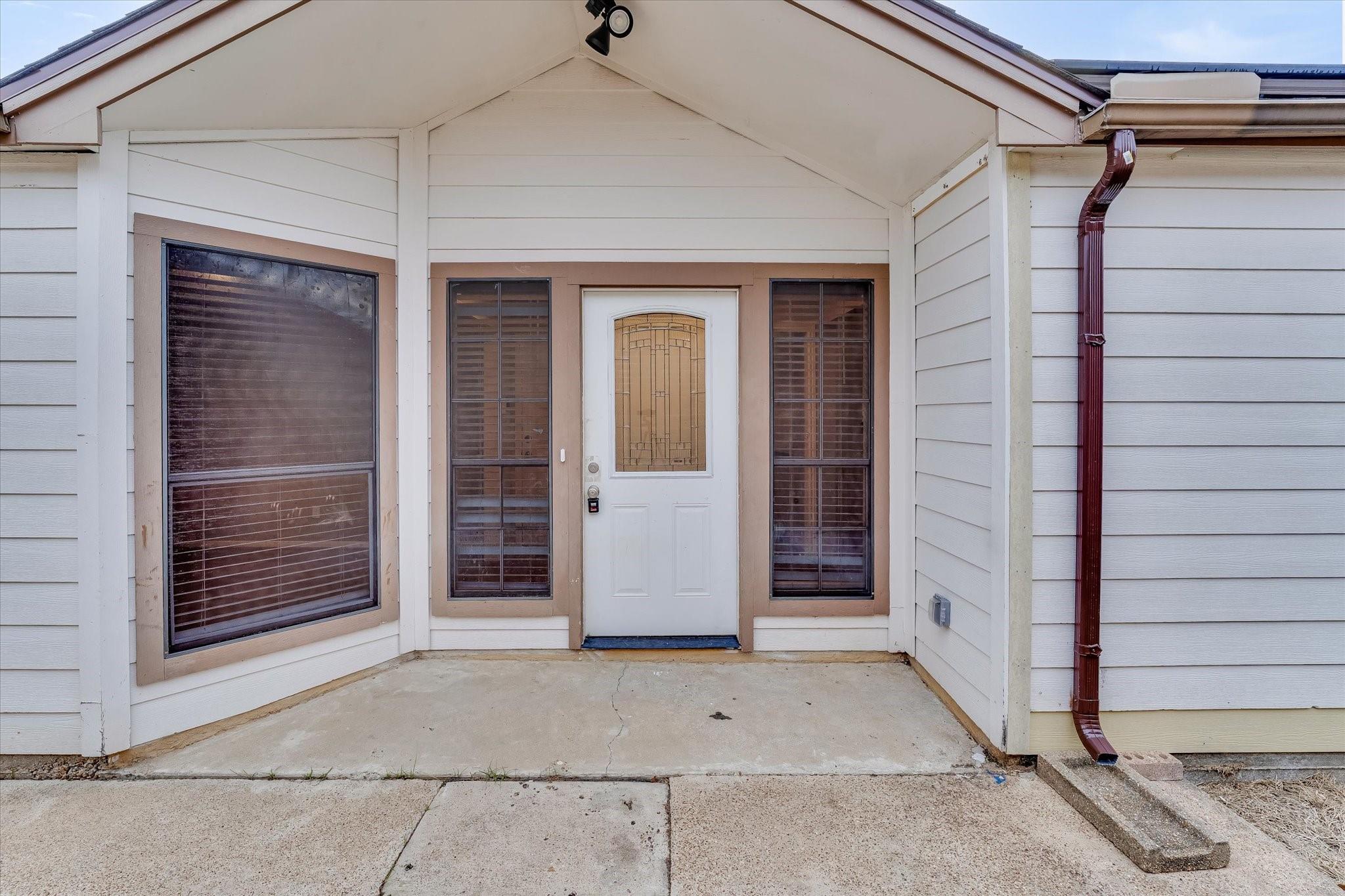 9407 Stockwell Drive