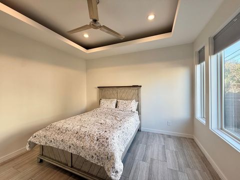 Tiny photo for 707 W Clay St St, Houston, TX 77019 (MLS # 8531925)