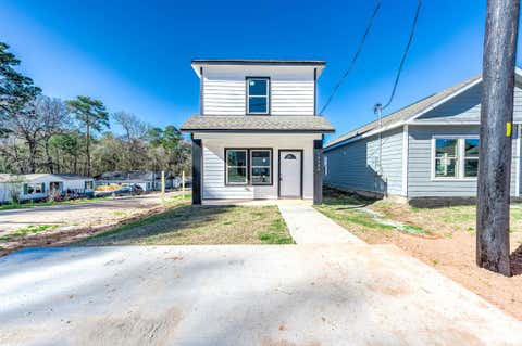 Photo of 16986 W Hammon, Montgomery, TX 77316 (MLS # 96364626)
