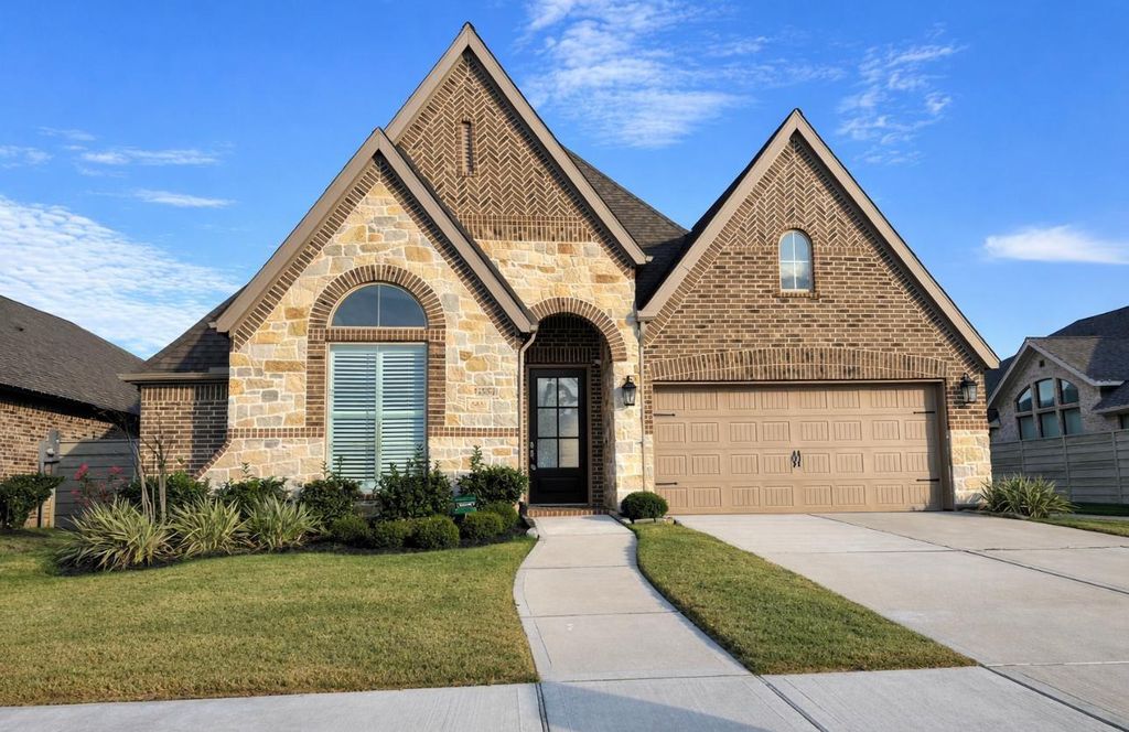 Photo of 5035 Prairie Gourd Meadow Mdw, Manvel, TX 77578 (MLS # 73390335)