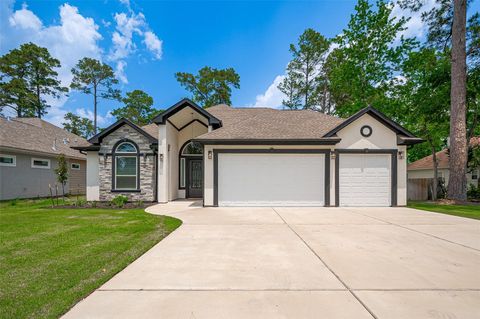 Photo of 11706 Walden Road, Montgomery, TX 77356 (MLS # 47107676)