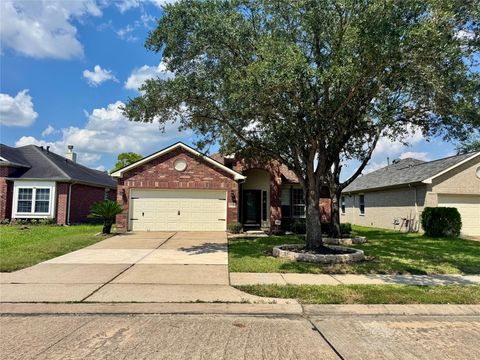 Photo of 12905 Meadow Springs Drive, Pearland, TX 77584 (MLS # 24043662)