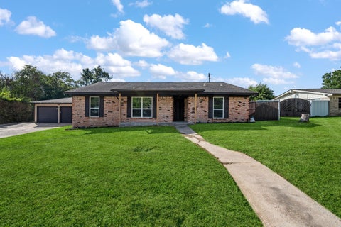 Photo of 709 Scenic Drive, Baytown, TX 77521 (MLS # 68292761)