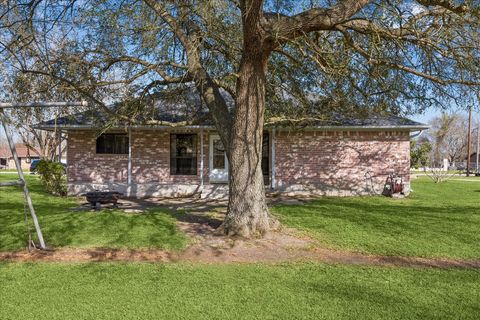 Tiny photo for 1416 Lemon Lane, La Porte, TX 77571 (MLS # 60174426)