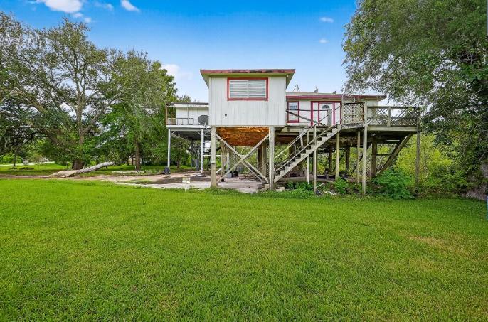 523 & 525 Shady Oaks