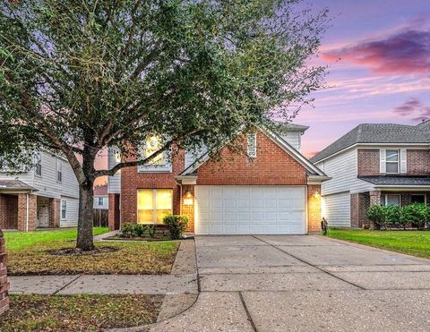 Photo of 5615 Turmeric Drive, Baytown, TX 77521 (MLS # 40553226)