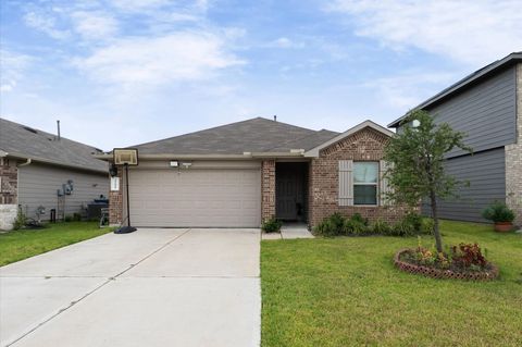 Photo of 12611 NW Landon Light Lane, Houston, TX 77038 (MLS # 71532850)