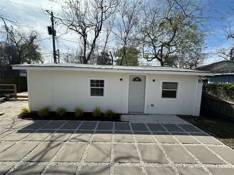 Tiny photo for 4109 Edison Street, Houston, TX 77009 (MLS # 63994274)