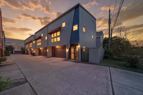 Photo of 6128 Grand Boulevard, Houston, TX 77021 (MLS # 34575328)