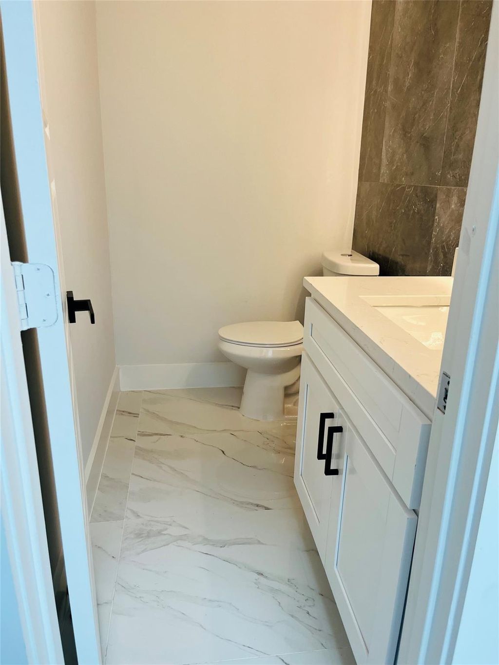 Photo of 8127 Saint Louis Street, Houston, TX 77028 (MLS # 36738180)