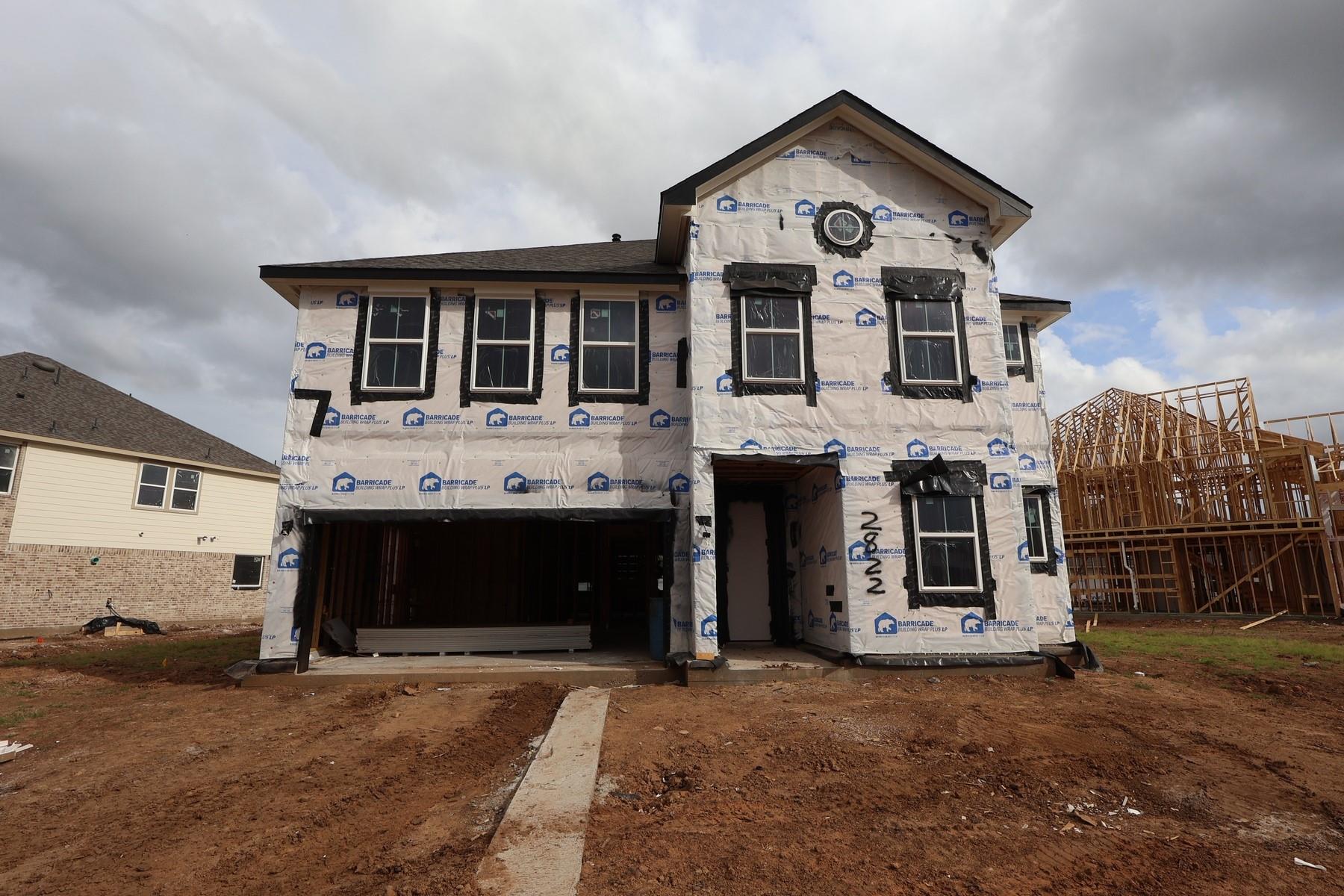 2822 Clapbread Lane