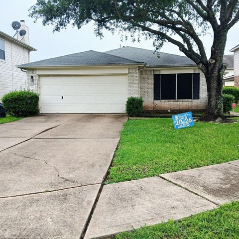 Photo of 3914 Floral Way Court, Fresno, TX 77545 (MLS # 84251577)