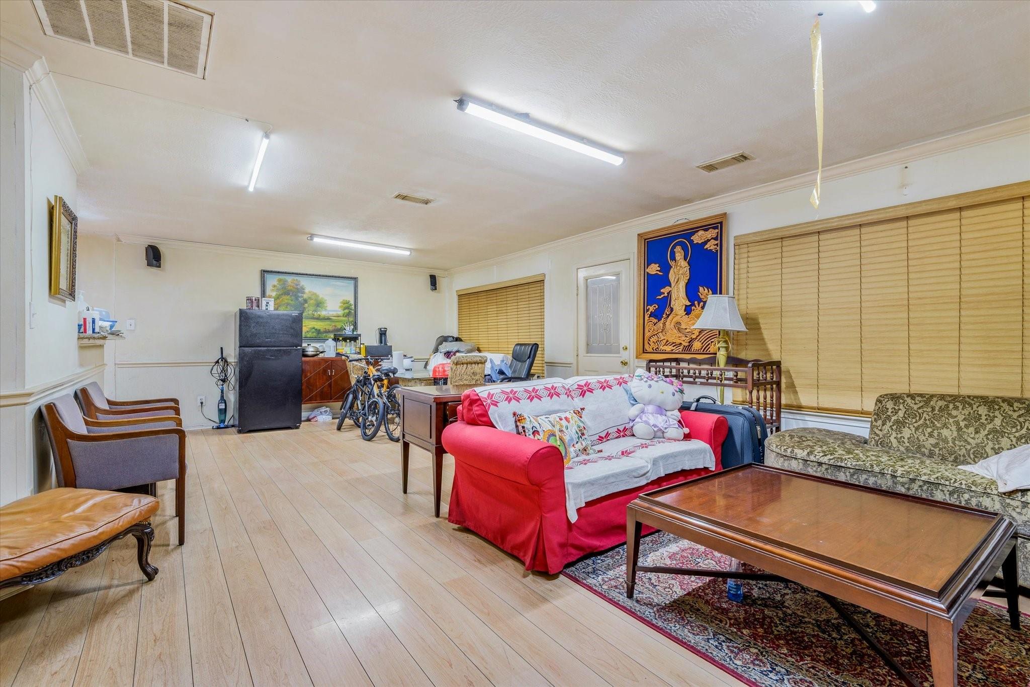 8052 Golf Green Circle