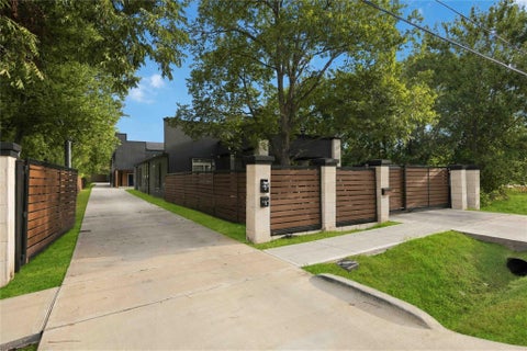 Photo of 4929 Wilmington Street #A-B, Houston, TX 77033 (MLS # 15731226)