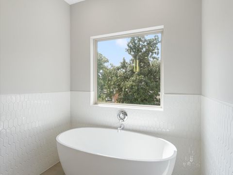 Tiny photo for 5204 Amber Sunrise Drive Dr, Houston, TX 77018 (MLS # 27933130)