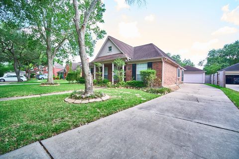 Photo of 5022 Moss Run Drive, Missouri City, TX 77459 (MLS # 34574550)