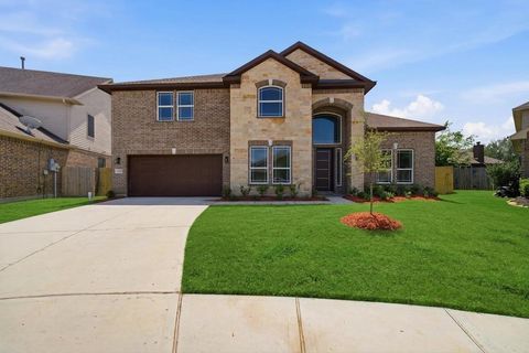 Photo of 1015 Fairway Drive, La Porte, TX 77571 (MLS # 63521187)