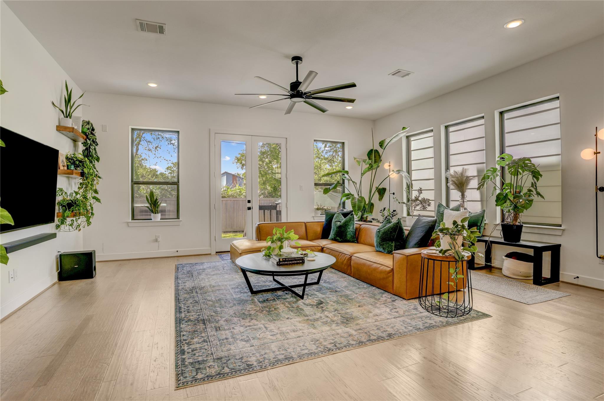 308 E 40th Street A