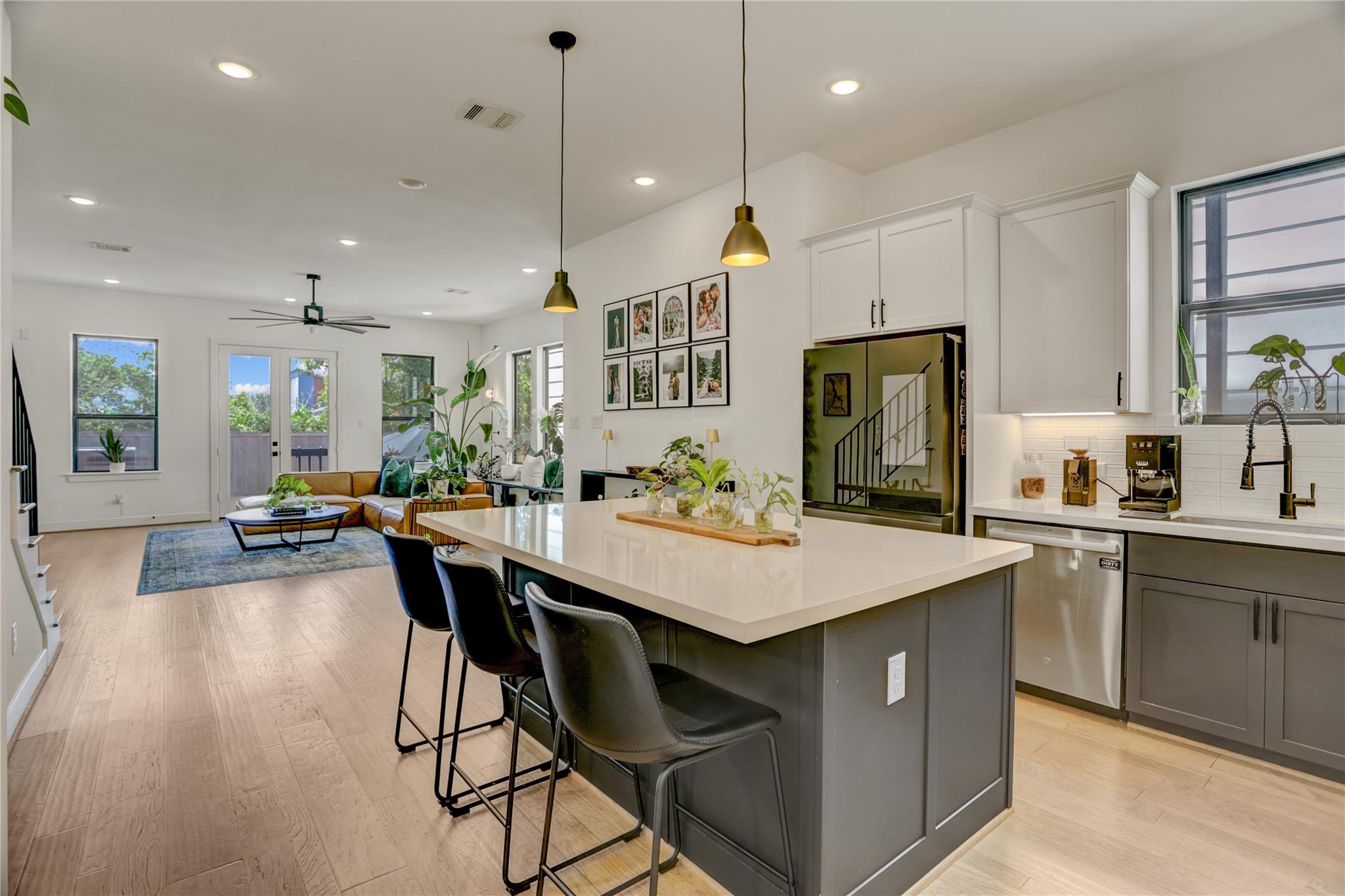308 E 40th Street A