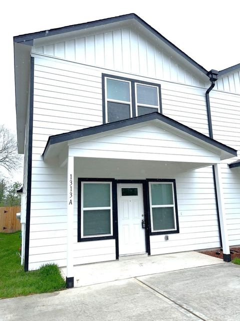 Photo of 1313 Ellington Street #A, Houston, TX 77088 (MLS # 71520898)