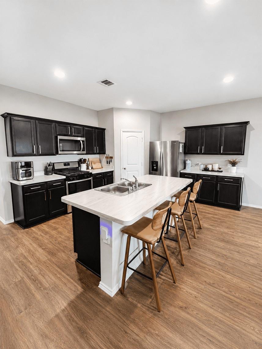 5230 Misty Iris Circle