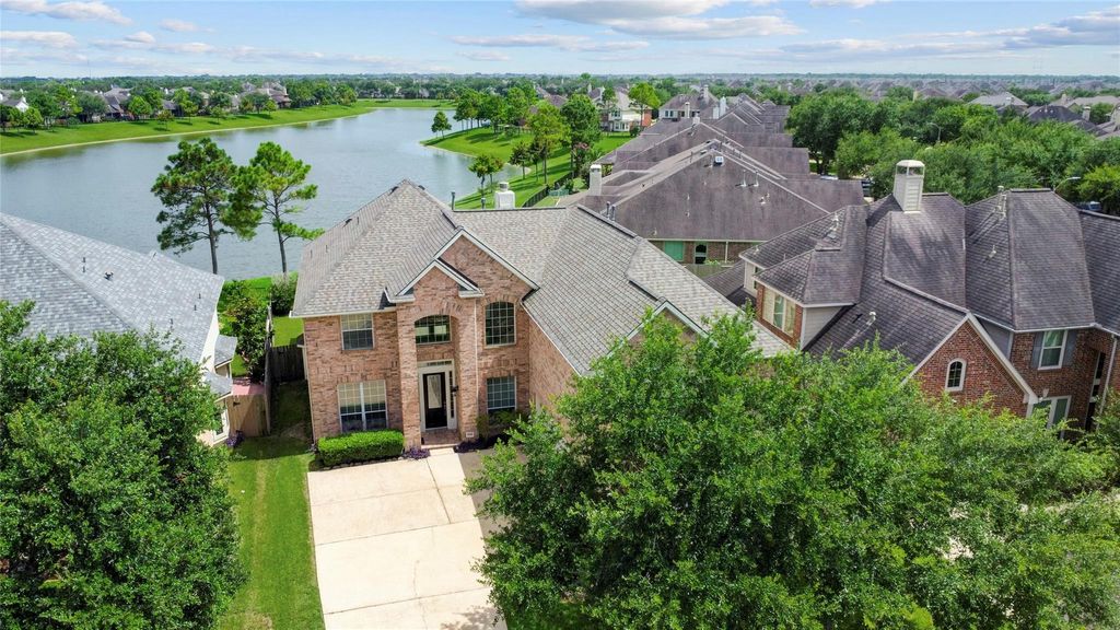 Photo of 13508 Sweet Wind Court, Pearland, TX 77584 (MLS # 21328453)