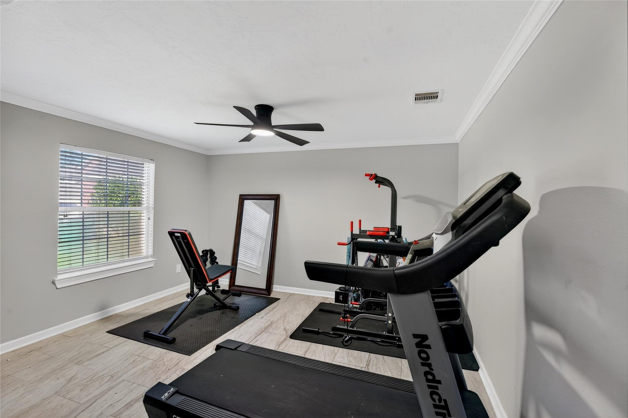 6046 Sandy Creek Drive